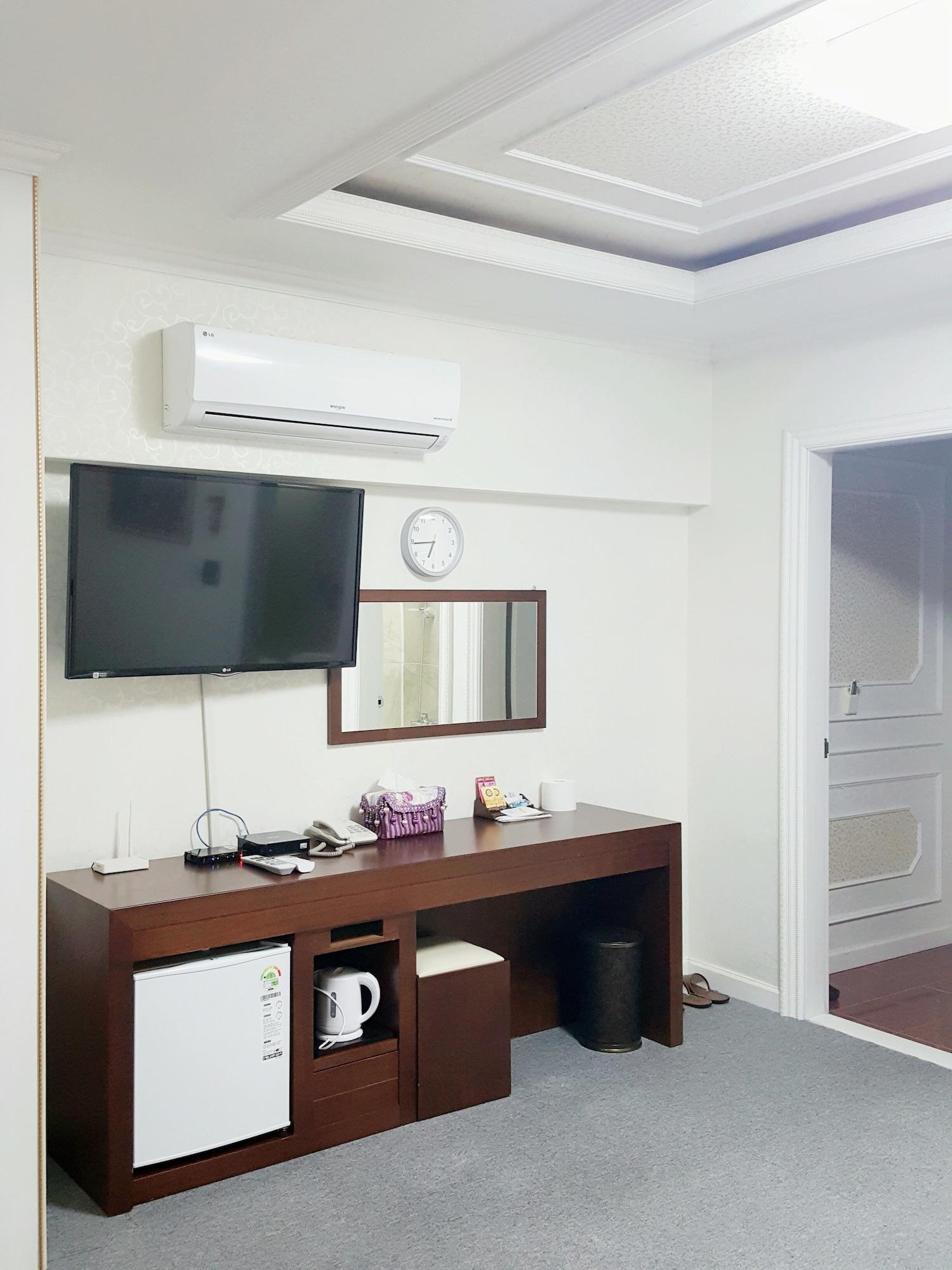 Hotel Parkwood Incheon Airport Εξωτερικό φωτογραφία